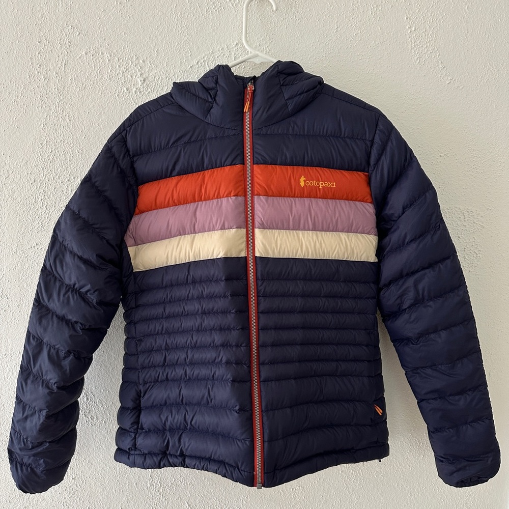 Cotopaxi Women’s Fuego Hooded Down Jacket - Maritime/Cayenne Stripes - Picture 3 of 5